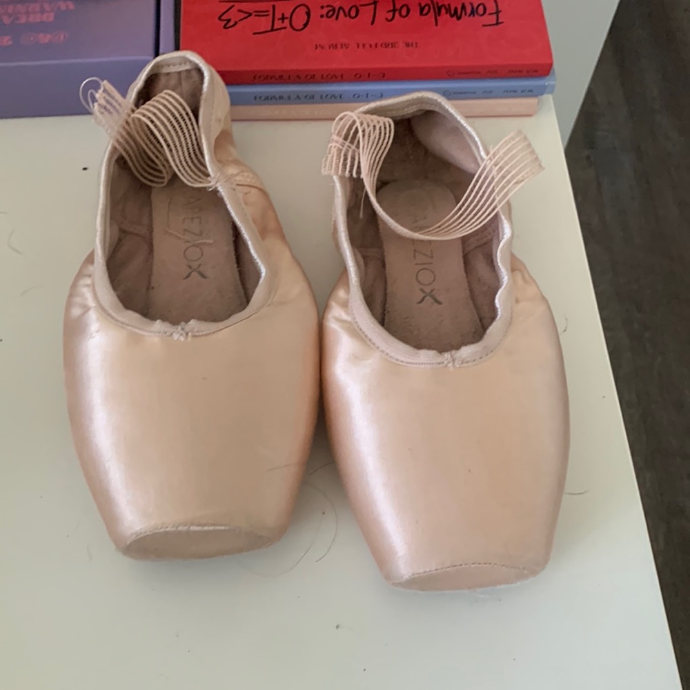 Capezio pointe shoes